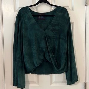 Haylee Top Long Sleeve VNeck Blouse - M - Blue Life
